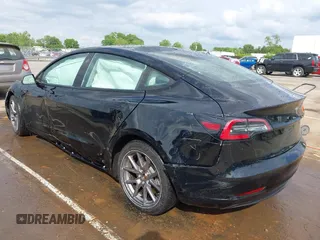 2023 Tesla Model 3 с VIN 5YJ3E1EA5PF429376, выставлен на аукционе IAAI как лот 42133030 с пробегом 105 466 миль миль и . История ставок и продаж доступна на DreamBid. Изображение 3.
