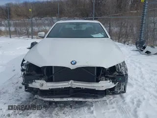 2019 BMW 5 Series 530i xDrive with VIN WBAJA7C50KWC77684, listed as a IAAI auction lot 41629289 with 31,194 mi miles. Bid and sale history available at carsss.com. Image 6.