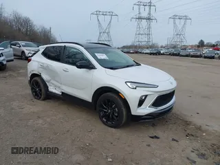2024 Buick Encore GX Sport Touring с VIN KL4AMESL7RB024739, выставлен на аукционе IAAI как лот 41600883 с пробегом 3 481 миль миль и . История ставок и продаж доступна на DreamBid. Изображение 1.
