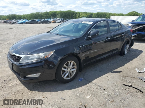 2013 Kia Optima LX z VIN 5XXGM4A75DG255625, wystawiony jako Copart lot #58465665 z przebiegiem 124 947 mil mil oraz Czysty tytuł • Clean title. Historia ofert i sprzedaży dostępna na DreamBid. Obrazek 1.