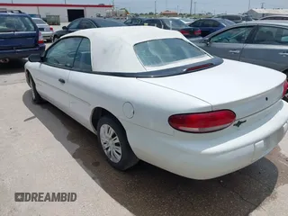 1997 Chrysler Sebring JX z VIN 3C3EL45H4VT624613, wystawiony jako IAAI lot #42262828 z przebiegiem Nie podano mil oraz . Historia ofert i sprzedaży dostępna na DreamBid. Obrazek 3.