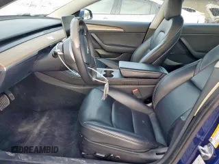 2022 Tesla Model 3 Long Range z VIN 5YJ3E1EBXNF286169, wystawiony jako Copart lot #59639655 z przebiegiem 138 673 mil mil oraz Czysty tytuł • Clean title. Historia ofert i sprzedaży dostępna na DreamBid. Obrazek 7.