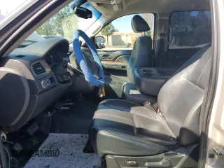 2007 GMC Yukon SLT with VIN 1GKFC13J17R110240, listed as a Copart auction lot 48430385 with 0 mi miles and Salvage Title. Bid and sale history available at carsss.com. Image 7.