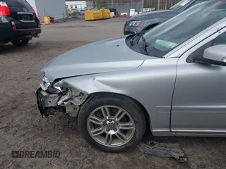 2007 Volvo S60 2.5L Turbo with VIN YV1RH592072609664, listed as a IAAI auction lot 41865512 with 200,528 mi miles. Bid and sale history available at carsss.com. Image 18.