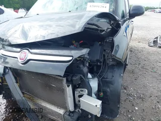 2014 FIAT 500L Trekking z VIN ZFBCFADH8EZ008208, wystawiony jako IAAI lot #42091284 z przebiegiem 79 407 mil mil oraz . Historia ofert i sprzedaży dostępna na DreamBid. Obrazek 20.