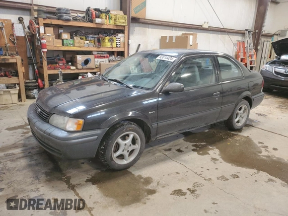 1999 Toyota Tercel z VIN JT2AC53LXX0390154, wystawiony jako Copart lot #83014424 z przebiegiem 182 579 mil mil oraz Szkoda całkowita • Salvage title. Historia ofert i sprzedaży dostępna na DreamBid. Obrazek 1.