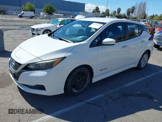 2019 Nissan LEAF SV z VIN 1N4AZ1CP0KC305899, wystawiony jako IAAI lot #41746355 z przebiegiem 31 703 mil mil oraz . Historia ofert i sprzedaży dostępna na DreamBid. Obrazek 2.