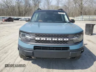 2021 Ford Bronco Sport Badlands z VIN 3FMCR9D92MRA00695, wystawiony jako Copart lot #53674135 z przebiegiem 51 742 mil mil oraz Szkoda całkowita • Salvage title. Historia ofert i sprzedaży dostępna na DreamBid. Obrazek 5.