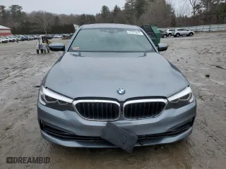 2019 BMW 5 Series 530i xDrive with VIN WBAJA7C59KG910982, listed as a Copart auction lot 47271875 with 0 mi miles and Salvage Title. Bid and sale history available at carsss.com. Image 5.