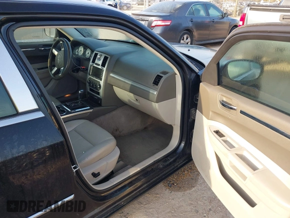 2010 Chrysler 300 Touring with VIN 2C3CA5CV0AH329717, listed as a IAAI auction lot 41785694 with 257,072 mi miles. Bid and sale history available at carsss.com. Image 5.