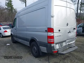 2016 Mercedes-Benz Sprinter Cargo with VIN WD3PE7DD0GP204413, listed as a IAAI auction lot 41503035 with 184,000 mi miles. Bid and sale history available at carsss.com. Image 3.