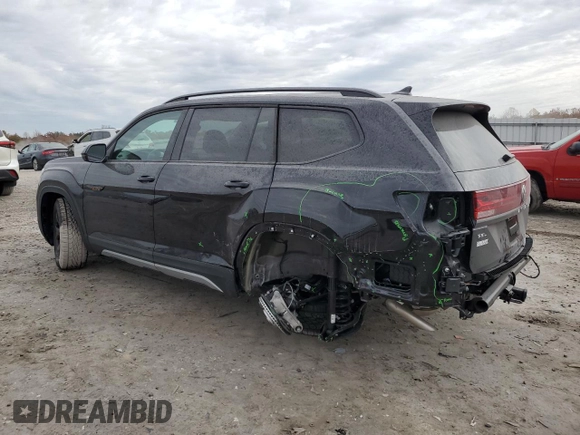 2024 Volkswagen Atlas Peak Edition SEL with VIN 1V2GR2CA9RC582274, listed as a Copart auction lot 79362524 with 1,619 mi miles and Salvage title. Bid and sale history available at DreamBid. Image 2.