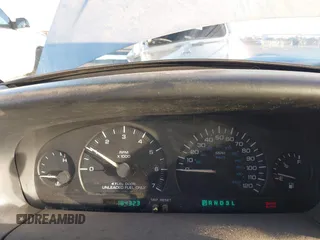 1996 Dodge Grand Caravan with VIN 1B4GP54R9TB328555, listed as a IAAI auction lot 40770123 with 184,323 mi miles and . Bid and sale history available at DreamBid. Image 7.