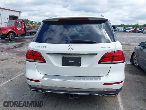 2017 Mercedes-Benz GLE 350 z VIN 4JGDA5HB6HA989666, wystawiony jako IAAI lot #42265677 z przebiegiem 110 215 mil mil oraz . Historia ofert i sprzedaży dostępna na DreamBid. Obrazek 16.