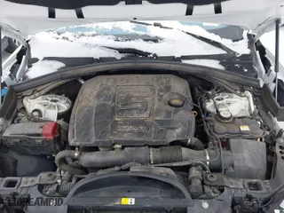 2019 Jaguar F-PACE 25t Premium with VIN SADCJ2FX2KA609389, listed as a IAAI auction lot 41001997 with 85,625 mi miles. Bid and sale history available at carsss.com. Image 10.