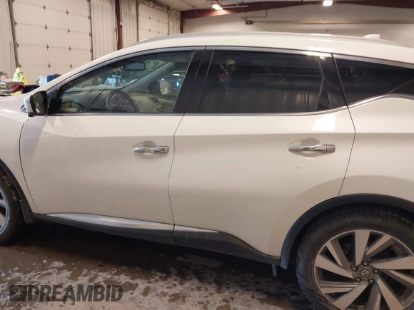 2020 Nissan Murano SL z VIN 5N1AZ2CS3LN149203, wystawiony jako IAAI lot #41421816 z przebiegiem 38 867 mil mil oraz . Historia ofert i sprzedaży dostępna na DreamBid. Obrazek 14.