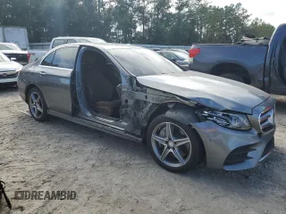 2017 Mercedes-Benz E 300 Luxury with VIN WDDZF4KBXHA063551, listed as a Copart auction lot 84860314 with 134,067 mi miles and Salvage title. Bid and sale history available at DreamBid. Image 4.