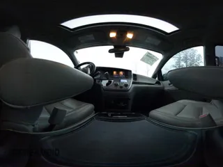 2019 Toyota Sienna XLE Auto Access Seat with VIN 5TDYZ3DC8KS982777, listed as a IAAI auction lot 41519696 with 109,708 mi miles. Bid and sale history available at carsss.com. Image 18.