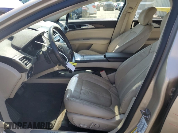 2017 Lincoln MKZ Hybrid Reserve with VIN 3LN6L5MU3HR609912, listed as a Copart auction lot 52010765 with 114,719 mi miles and Salvage Title. Bid and sale history available at DreamBid. Image 7.