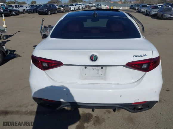 2019 Alfa Romeo Giulia Ti with VIN ZARFAMBN0K7606230, listed as a IAAI auction lot 41421769 with 69,274 mi miles. Bid and sale history available at carsss.com. Image 16.
