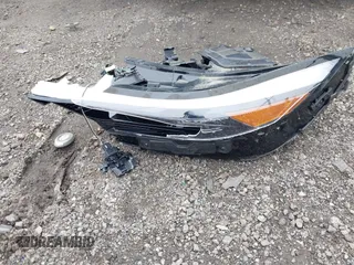 2024 Hyundai Elantra SEL z VIN KMHLM4DG2RU749447, wystawiony jako IAAI lot #42603791 z przebiegiem 9 904 mil mil oraz . Historia ofert i sprzedaży dostępna na DreamBid. Obrazek 12.