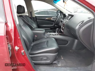 2013 Nissan Pathfinder SV with VIN 5N1AR2MM0DC654824, listed as a IAAI auction lot 41747859 with 162,673 mi miles. Bid and sale history available at carsss.com. Image 5.