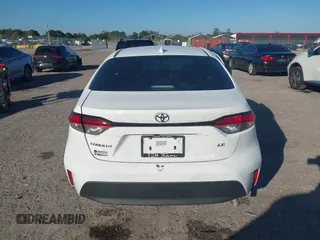 2024 Toyota Corolla LE with VIN 5YFB4MDE7RP218014, listed as a IAAI auction lot 41470209 with 10,877 mi miles. Bid and sale history available at carsss.com. Image 17.