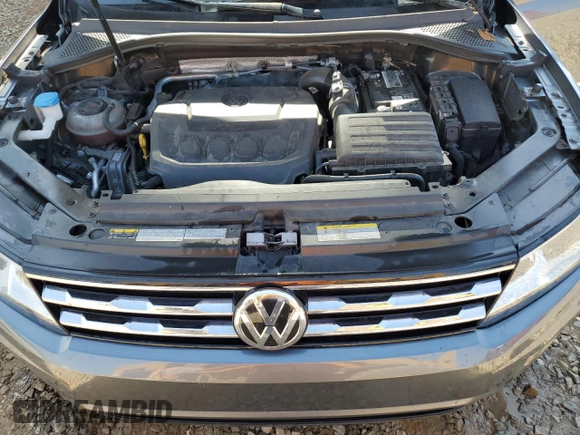 2021 Volkswagen Tiguan SE with VIN 3VV3B7AX6MM078802, listed as a Copart auction lot 61371795 with 69,967 mi miles and Salvage title. Bid and sale history available at DreamBid. Image 12.