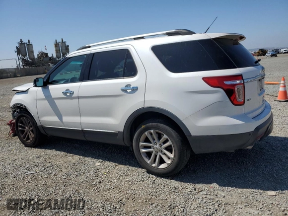 2014 Ford Explorer XLT with VIN 1FM5K7D80EGC58523, listed as a Copart auction lot 57431975 with 98,252 mi miles and Salvage title. Bid and sale history available at DreamBid. Image 2.