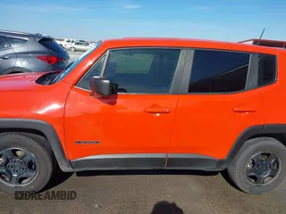 2020 Jeep Renegade Sport with VIN ZACNJAAB8LPL86428, listed as a IAAI auction lot 40952668 with 111,605 mi miles and . Bid and sale history available at carsss.com. Image 14.