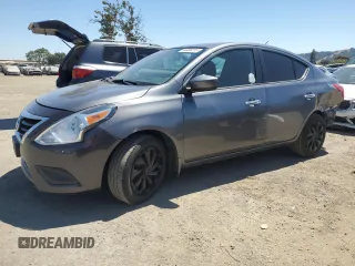 2016 Nissan Versa S z VIN 3N1CN7AP4GL846571, wystawiony jako Copart lot #64438215 z przebiegiem 132 913 mil mil oraz Szkoda całkowita • Salvage title. Historia ofert i sprzedaży dostępna na DreamBid. Obrazek 1.