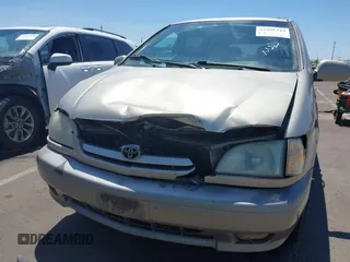 2001 Toyota Sienna LE с VIN 4T3ZF13CX1U351254, выставлен на аукционе IAAI как лот 42496344 с пробегом Не указан миль и . История ставок и продаж доступна на DreamBid. Изображение 6.