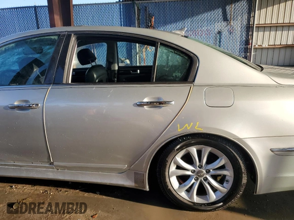 2013 Hyundai Genesis 3.8L with VIN KMHGC4DD0DU210490, listed as a Copart auction lot 73828394 with 0 mi miles and Non Repairable. Bid and sale history available at carsss.com. Image 12.