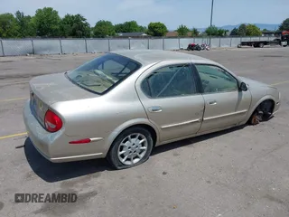 2000 Nissan Maxima GXE z VIN JN1CA31D3YT722606, wystawiony jako IAAI lot #42449273 z przebiegiem Nie podano mil oraz . Historia ofert i sprzedaży dostępna na DreamBid. Obrazek 4.