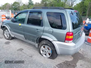2007 Ford Escape Hybrid z VIN 1FMCU59HX7KB25010, wystawiony jako IAAI lot #42159589 z przebiegiem 217 254 mil mil oraz . Historia ofert i sprzedaży dostępna na DreamBid. Obrazek 3.