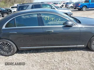 2023 Mercedes-Benz S 580 z VIN W1K6G7GB8PA189254, wystawiony jako IAAI lot #41934572 z przebiegiem 32 213 mil mil oraz . Historia ofert i sprzedaży dostępna na DreamBid. Obrazek 13.