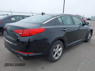 2015 Kia Optima LX with VIN 5XXGM4A7XFG388562, listed as a IAAI auction lot 41937822 with 136,764 mi miles. Bid and sale history available at carsss.com. Image 4.