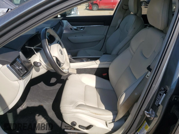 2017 Volvo V90 z VIN YV4A22NL5H1004884, wystawiony jako Copart lot #77791224 z przebiegiem Nie podano mil oraz Szkoda całkowita • Salvage title. Historia ofert i sprzedaży dostępna na DreamBid. Obrazek 7.