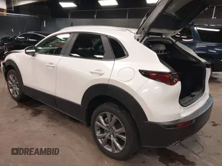 2024 Mazda CX-30 S Carbon Edition z VIN 3MVDMBCM4RM657165, wystawiony jako IAAI lot #42297738 z przebiegiem 7 041 mil mil oraz . Historia ofert i sprzedaży dostępna na DreamBid. Obrazek 3.