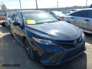 2018 Toyota Camry LE with VIN 4T1B11HK5JU633648, listed as a IAAI auction lot 41840969 with 140,071 mi miles. Bid and sale history available at carsss.com. Image 1.