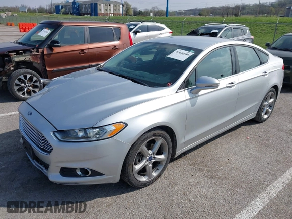 2016 Ford Fusion SE with VIN 3FA6P0HDXGR219190, listed as a IAAI auction lot 41936584 with 146,716 mi miles. Bid and sale history available at carsss.com. Image 2.