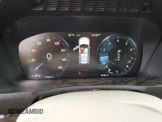 2016 Volvo XC90 T6 Momentum with VIN YV4A22PK1G1093887, listed as a Copart auction lot 69222102 with 67,022 mi miles. Bid and sale history available at carsss.com. Image 9.