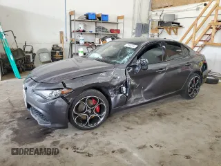 2022 Alfa Romeo Giulia Veloce with VIN ZARFANBN2N7662163, listed as a Copart auction lot 77549294 with 0 mi miles and Salvage Title. Bid and sale history available at carsss.com. Image 1.