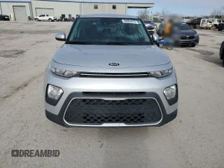 2020 Kia Soul X-Line with VIN KNDJ23AU0L7021640, listed as a Copart auction lot 88865015 with 59,704 mi miles and Salvage Title. Bid and sale history available at carsss.com. Image 5.