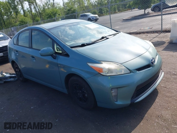 2014 Toyota Prius Four with VIN JTDKN3DUXE1852835, listed as a IAAI auction lot 42234128 with 189,512 mi miles and . Bid and sale history available at DreamBid. Image 1.