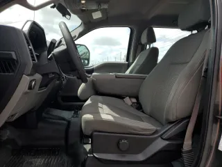 2019 Ford F-350 XL z VIN 1FT8W3DT0KEF46763, wystawiony jako Copart lot #54142815 z przebiegiem 101 312 mil mil oraz Tytuł czysty. Historia ofert i sprzedaży dostępna na DreamBid. Obrazek 7.