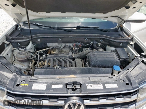 2018 Volkswagen Atlas SE with VIN 1V2LR2CA6JC536761, listed as a Copart auction lot 62390765 with 70,238 mi miles and Salvage title. Bid and sale history available at DreamBid. Image 12.