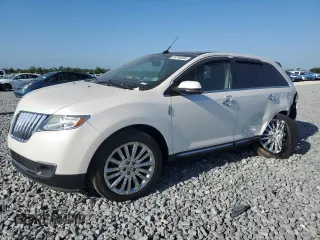 2014 Lincoln MKX z VIN 2LMDJ8JKXEBL04701, wystawiony jako Copart lot #54746585 z przebiegiem 99 205 mil mil oraz Szkody całkowita. Historia ofert i sprzedaży dostępna na DreamBid. Obrazek 1.