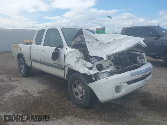 2003 Toyota Tundra SR5 with VIN 5TBRT34143S419949, listed as a IAAI auction lot 41906218 with 240,524 mi miles and . Bid and sale history available at carsss.com. Image 1.