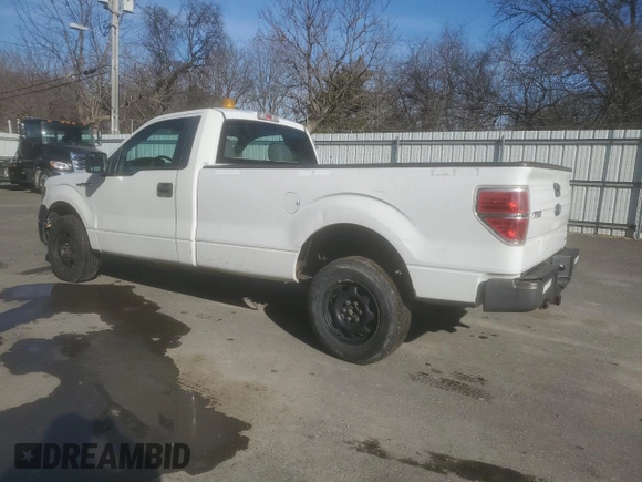2014 Ford F-150 XL with VIN 1FTMF1EM5EKF78270, listed as a Copart auction lot 88461185 with 70,434 mi miles and Clean Title. Bid and sale history available at carsss.com. Image 2.